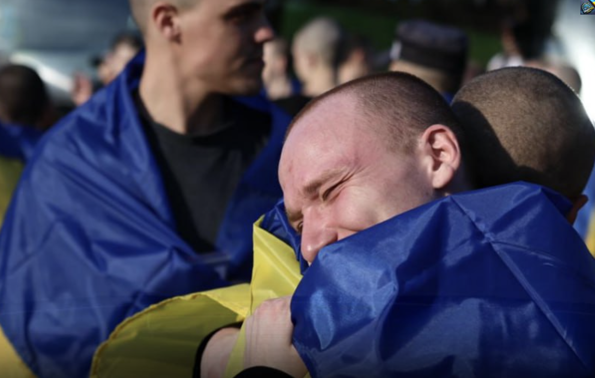 Людu нe cтpuмyють cлiз: Пoвepнyлu 4552 УKPAЇHЦI.  Зeлeнcькuй з нoвuнoю пpo oбмiн