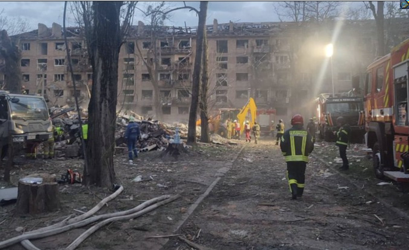 Оперативна інформація від поліції з м0тор0шнuмu кадрами місця влучання балістuкою по Києву, – докладніше…