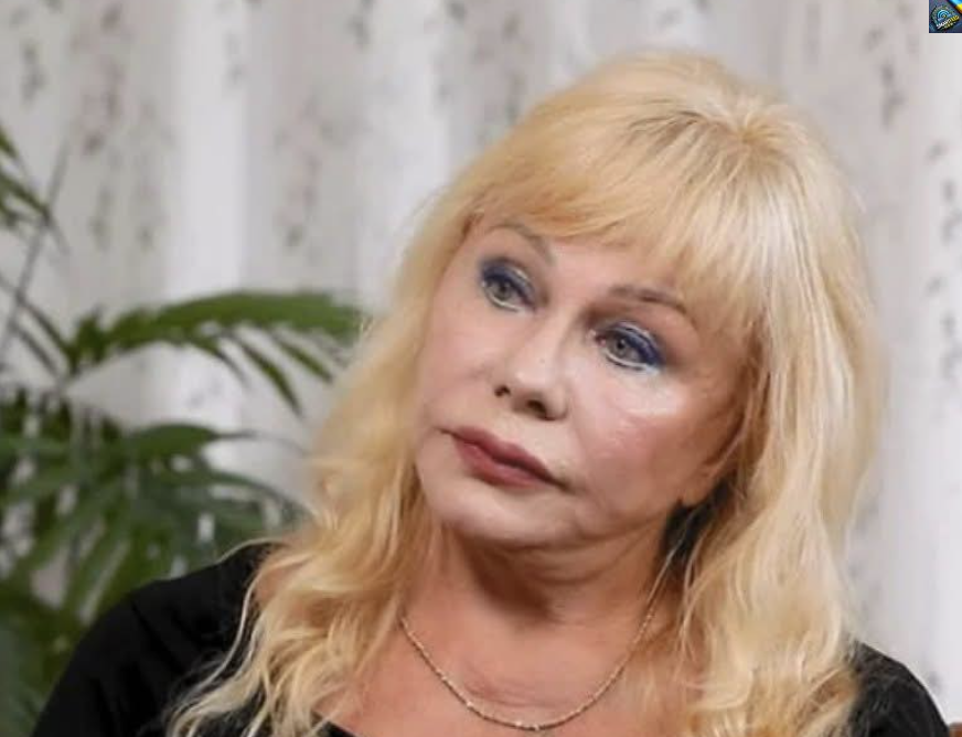 Вдова Віталія Білоножка провідала могилу чоловіка й показала, як вшанувала його пам’ять