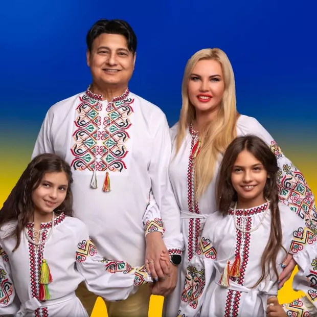 Повертаються в Україну: Дочки Камалії розповіли про булінг в одній із найкращих шкіл Великої Британії.